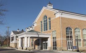 Hillsdale College Dow Hotel And Conference Center